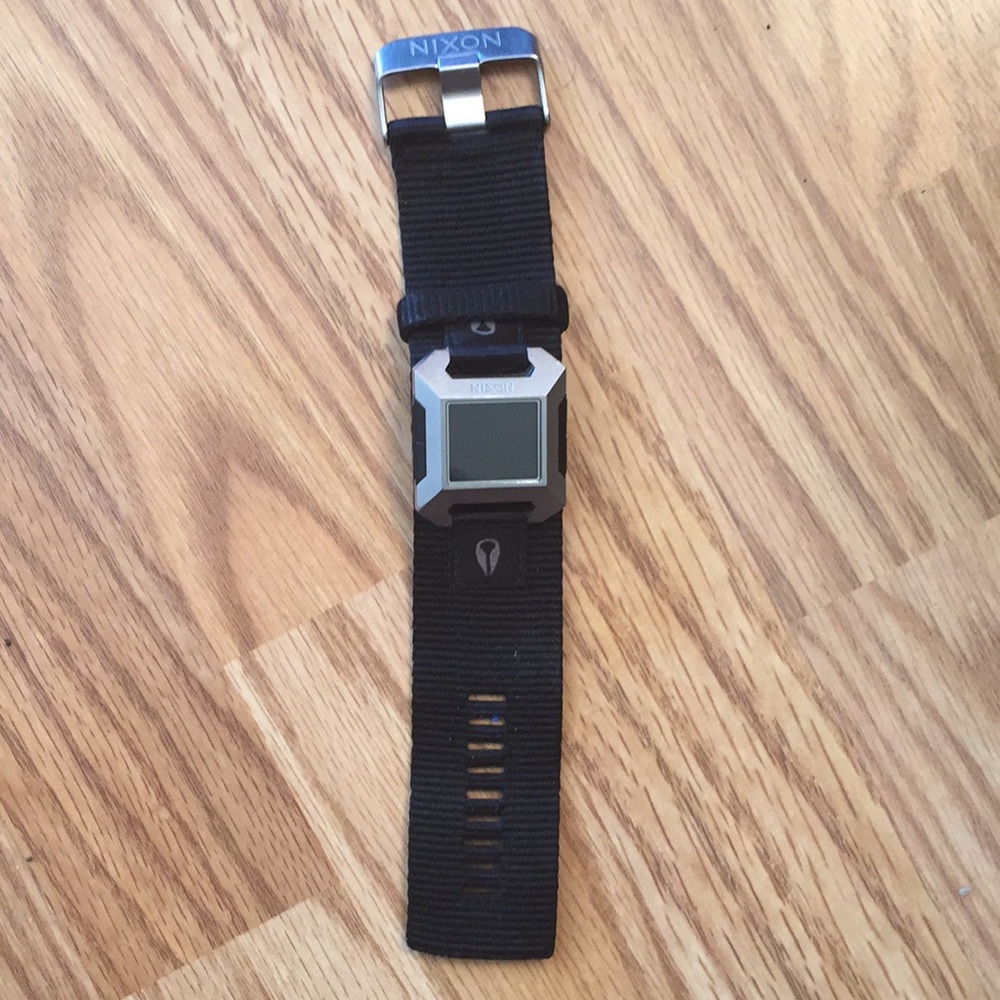 Vintage Nixon Surfer Watch